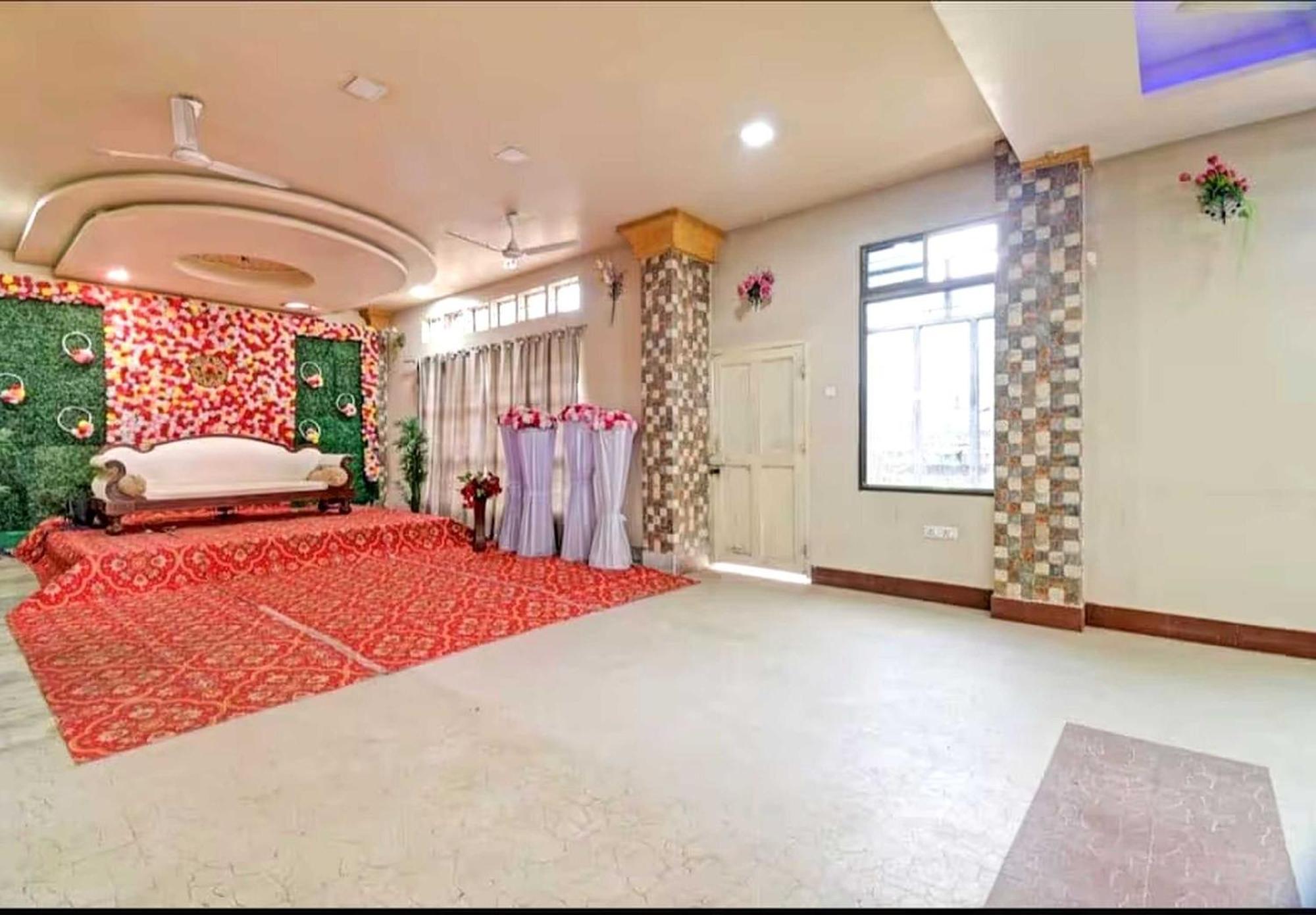 Collection O Megha Resort Джорхат Екстер'єр фото